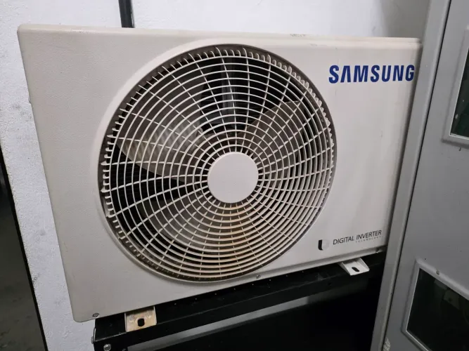 Vendo ar condicionado samsung 9.000 btus inverter
