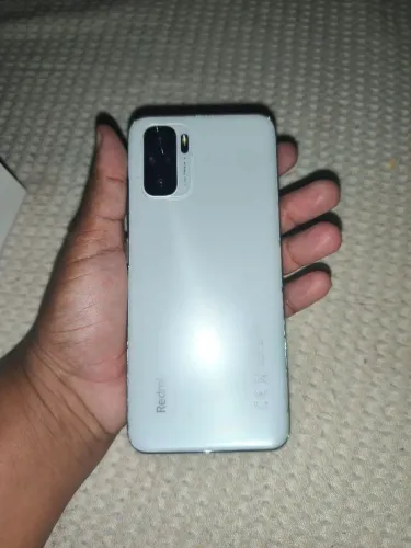 Celular com a placa queimada