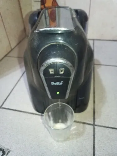 Cafeteira Delta QOOL para revisar