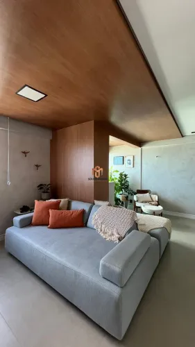 APARTAMENTO/ 80m² / VENDA / PORTEIRA FECHADA/ ( REFORMADO)2 QUARTOS / 1 SUÍTE / 2 VAGAS CO