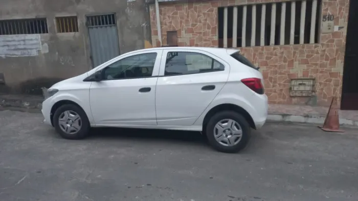 Chevrolet Onix JOY Hatch 1.0 8V Flex Mec. 4P 2018