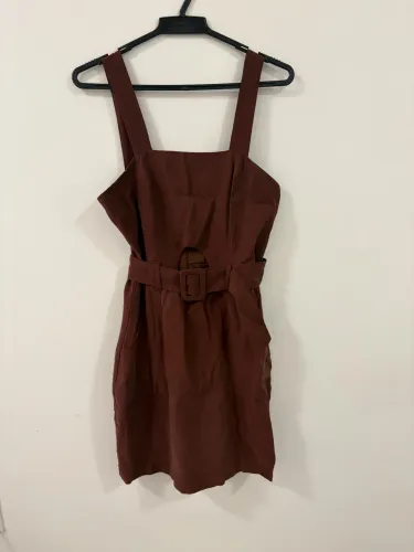 Vestido sarja marrom