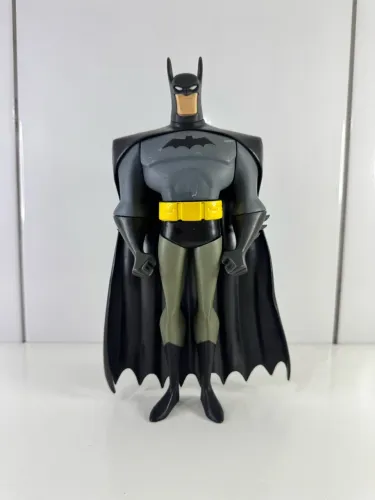 Boneco Action figure Batman JLU 26 cm - Fabricado pela Mattel