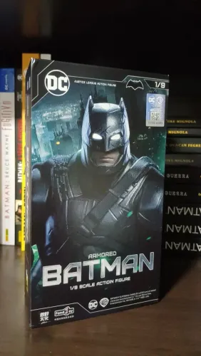 Fondjoy Batman armored