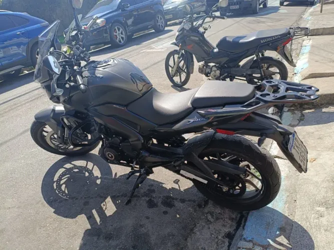 Dominar 400