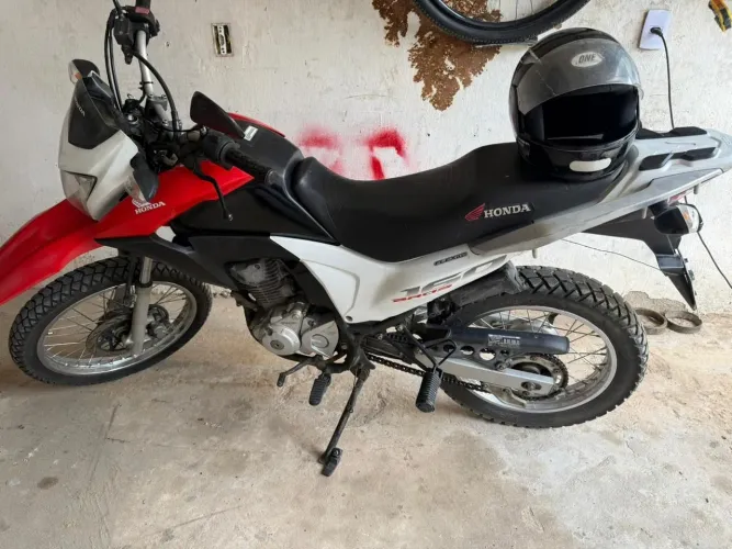 Bros 160 ano 2015