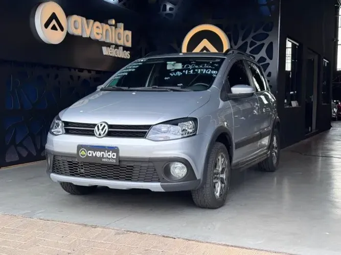 Volkswagen Crossfox 1.6 MI Total Flex 8V 5P 2014