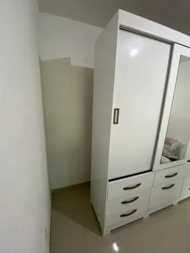 Vendo guarda roupas