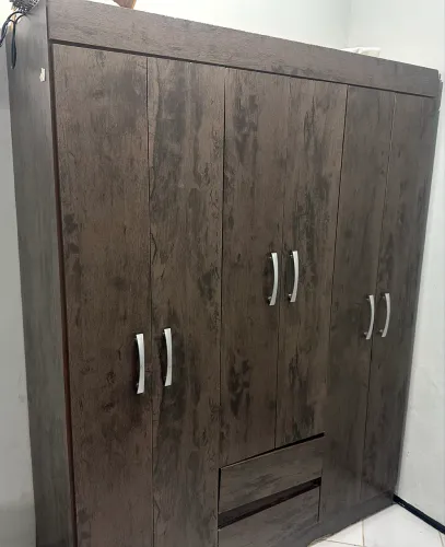 Guarda Roupa