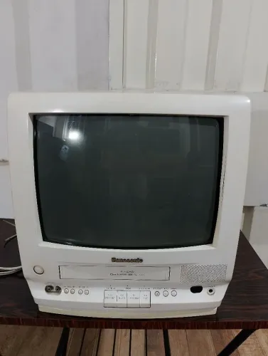 Tv de Tubo Panasonic 14 Pol / vídeo Cassete