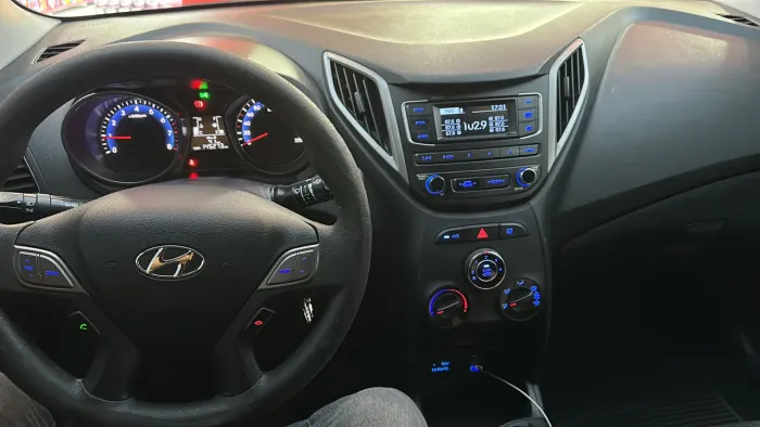 Hyundai HB20 Unique 1.0 Flex 12V Mec. 2019