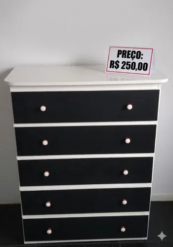 Vendo comudua por motivo de viagem 