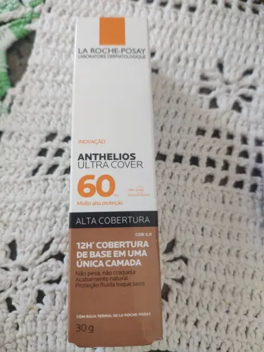 Anthelios Ultra Cover