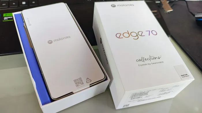 Moto Edge 70 Swarovski-512GB NOVO