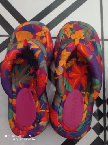 Sandália salto médio FARM RIO ,SEMI NOVA NÚMERO 37