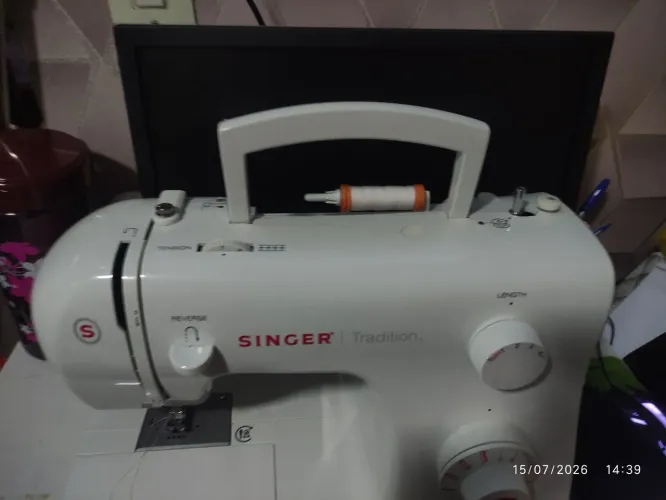 Máquina Singer tradition