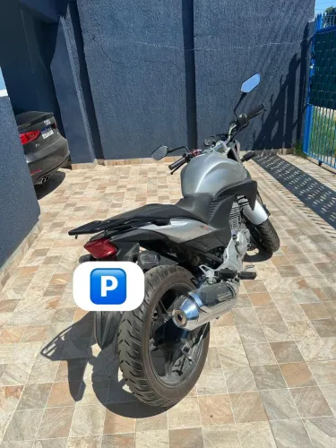 CB300 em bom estado