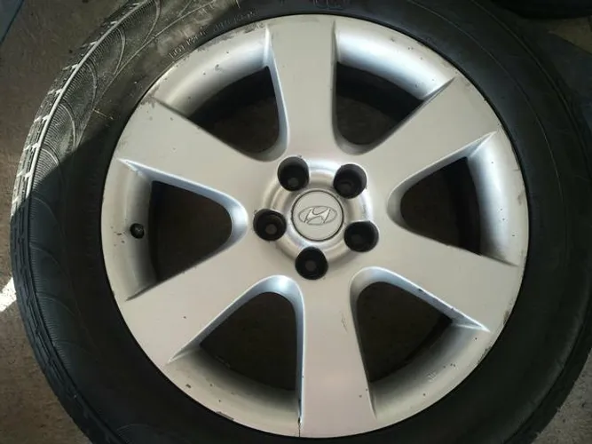 Roda aro 18 Santa Fé Prata Hyundai originais 5X114 