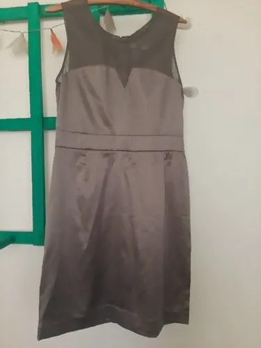 vestido social cinza chifon