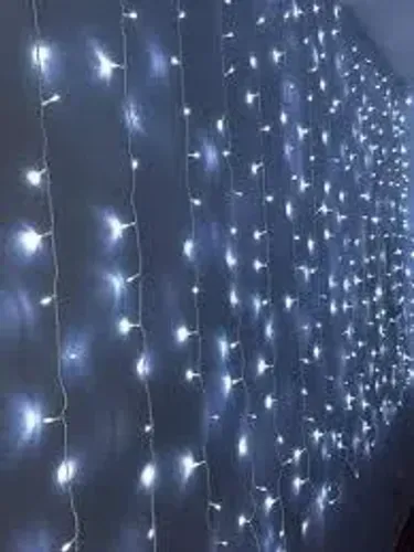 Cortina de Led Branco Frio 110v 3 X 3m 300 Leds Só Pisca 8 Funções