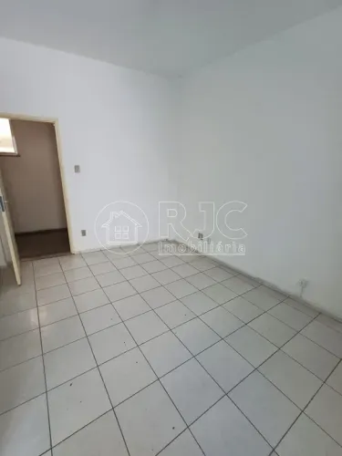 Imóvel para venda tem 34 metros quadrados com 1 quarto em Tijuca - Rio de Janeiro - RJ