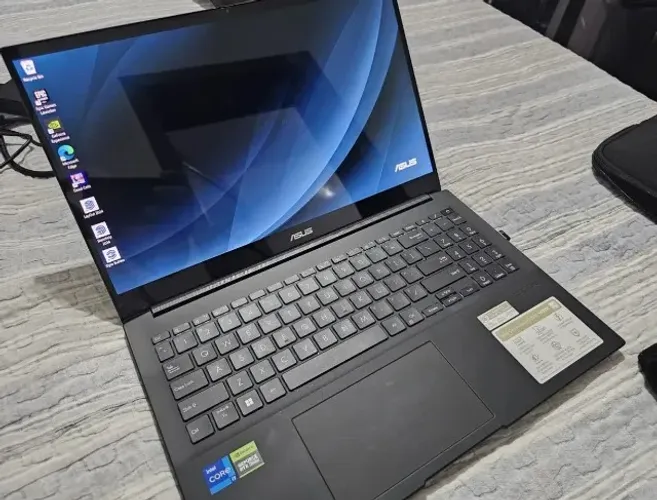 Notebook gamer Asus Vivobook i7 13 16gb 40gb RAM gtx 3050 6gb tela oled e 512gb