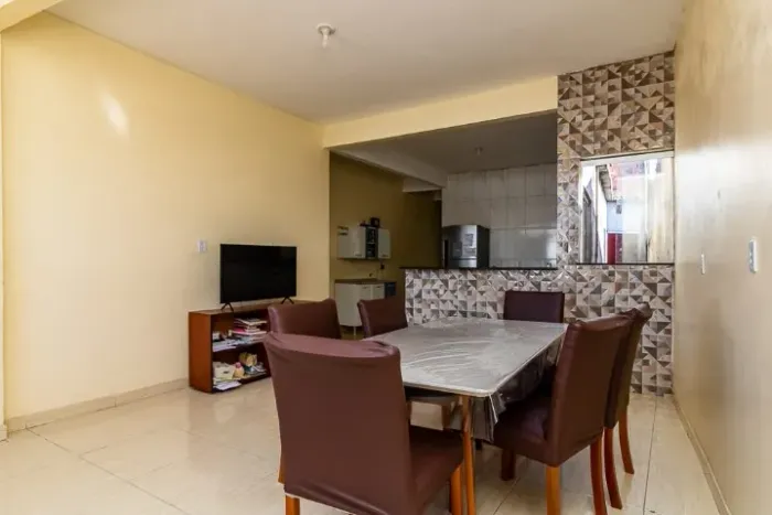 Casa, 237m², 2 kit nets, 2 suítes na Cremação.