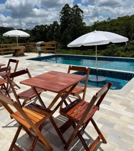 Mesa de Piscina - Perfeita para seu Verão!