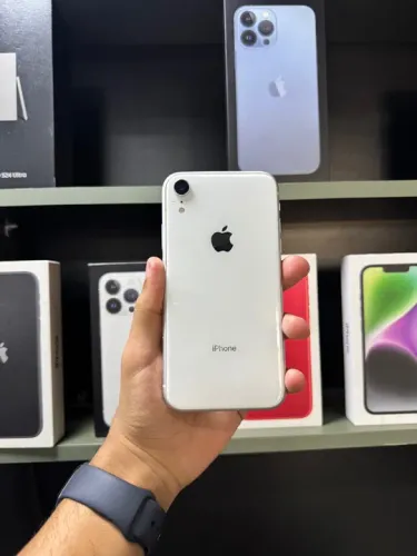 iPhone XR 128 gb - bateria trocada 