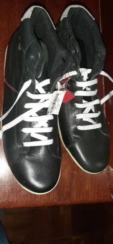 Tênis Casual Tipo Botinha de Couro Marca Marfino da Renner  42 Novo