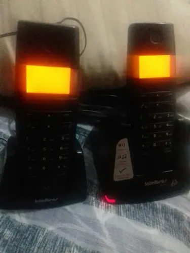 Telefone com defeito