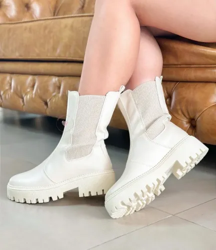 Botas femininas bege 37