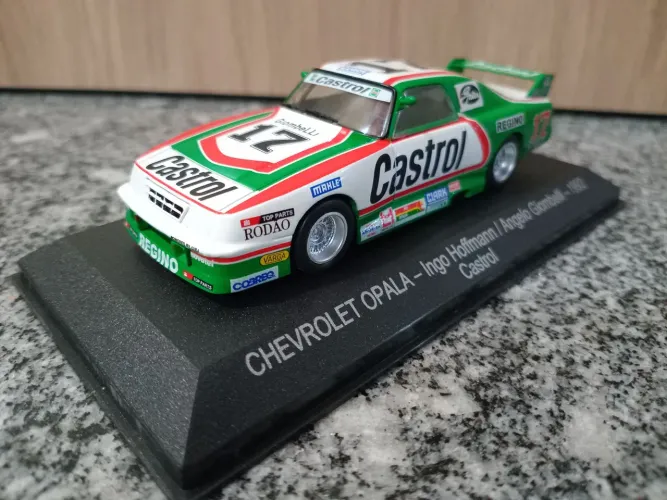 Miniatura Chevrolet Opala 1992 - Ingo Hoffmann - Castrol