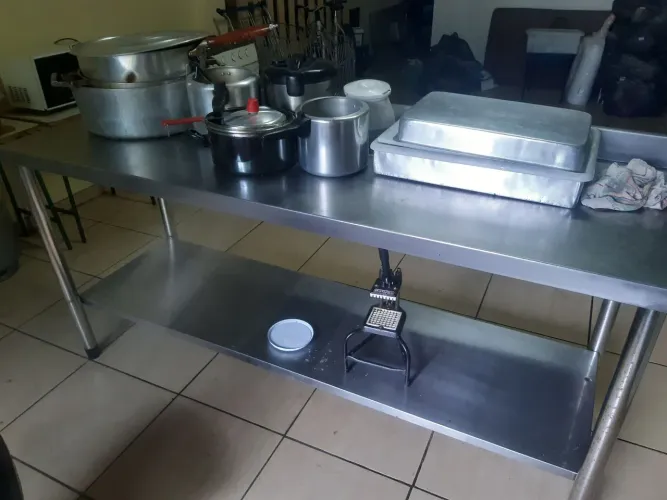 Mesa de inox