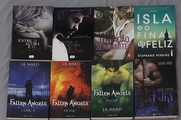 Livros de Romance e Fantasia