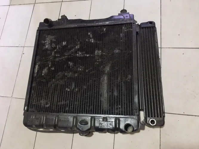 Radiador Mercedes W460G