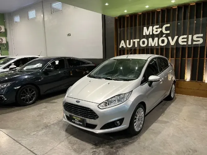 Ford Fiesta Titanium 1.6 16V Flex Mec. 2015