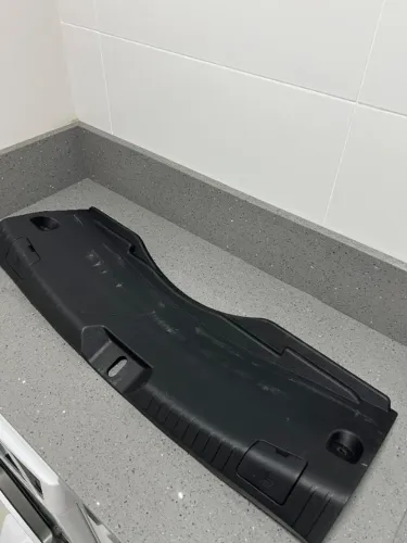 Acabamento Soleira Porta Malas Yaris