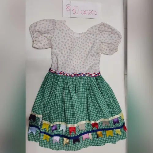 Vestido de festa junina verde 8/10 anos