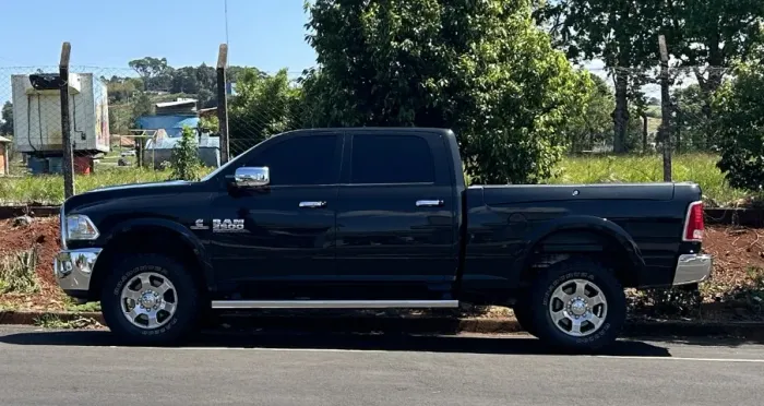 Ram 2500 Laramie 6.7 TDI CD 4X4 Diesel 2017