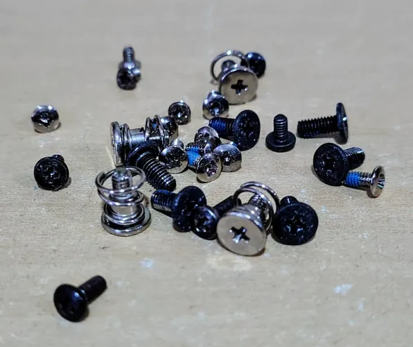 Kite de Parafusos Para Notebooks