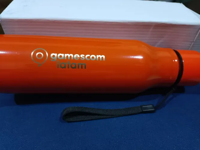 Garrafa de água personalizada Gamescom ( oficial evento)