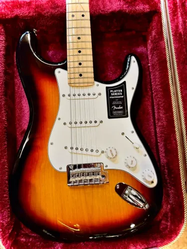 Guitarra Fender Player Stratocaster México 
