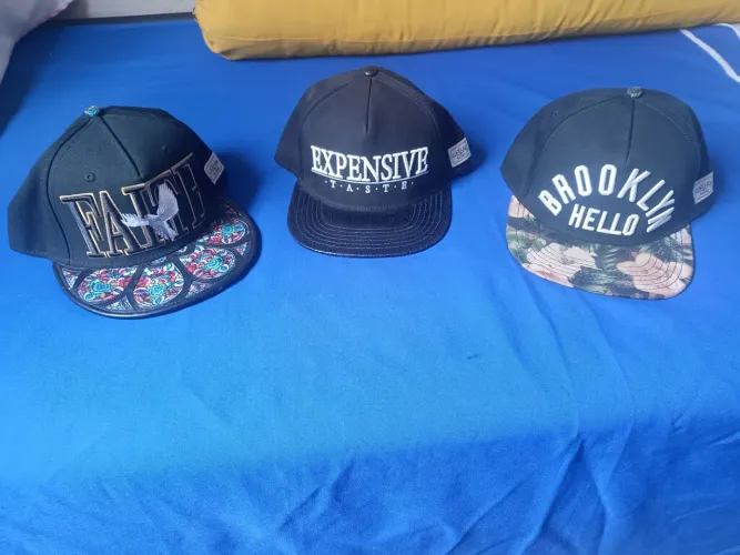 Kit bonés cayler e sons