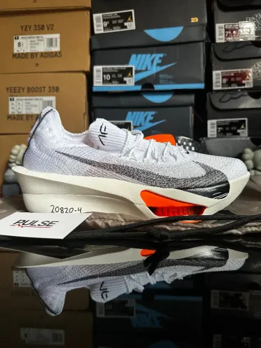 Nike Air Zoom Alphafly 3 Proto - tamanho 41BR, original (599)