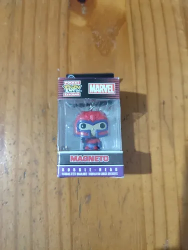 Chaveiro Pocket Pop Marvel Magneto