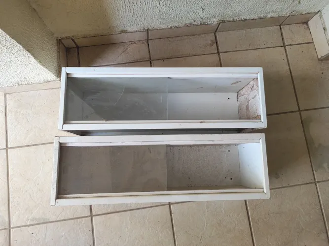 Armário de cozinha para copos