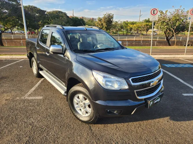 Chevrolet S10 P-up Freeride 2.5 Flex 4X2 CD Mec. 2015