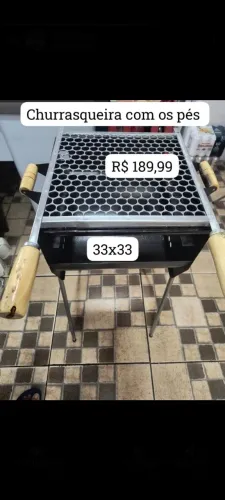 Churrasqueira com pés 33x33