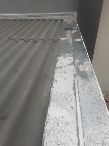 Reparação de telhados calhas e rufos